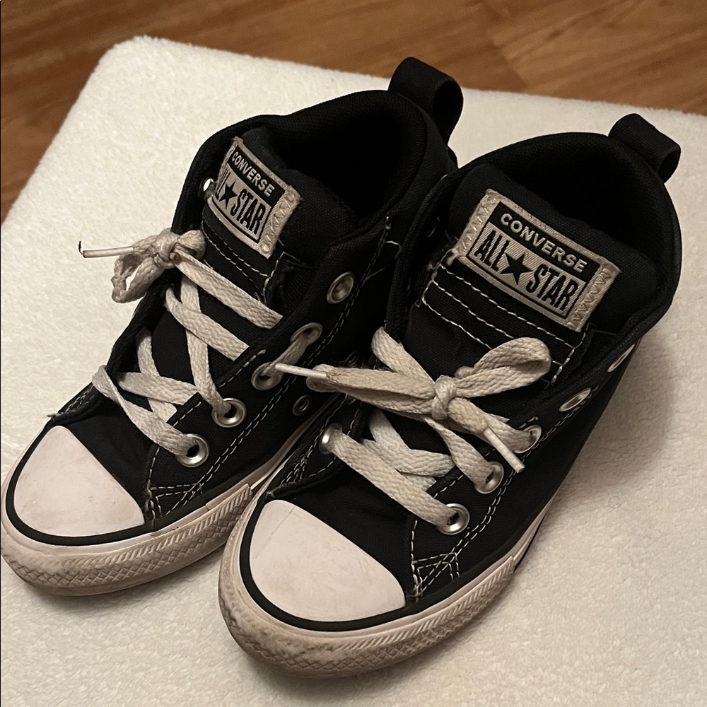Converse Kids Black and White Sneakers, Girls Size 12.
